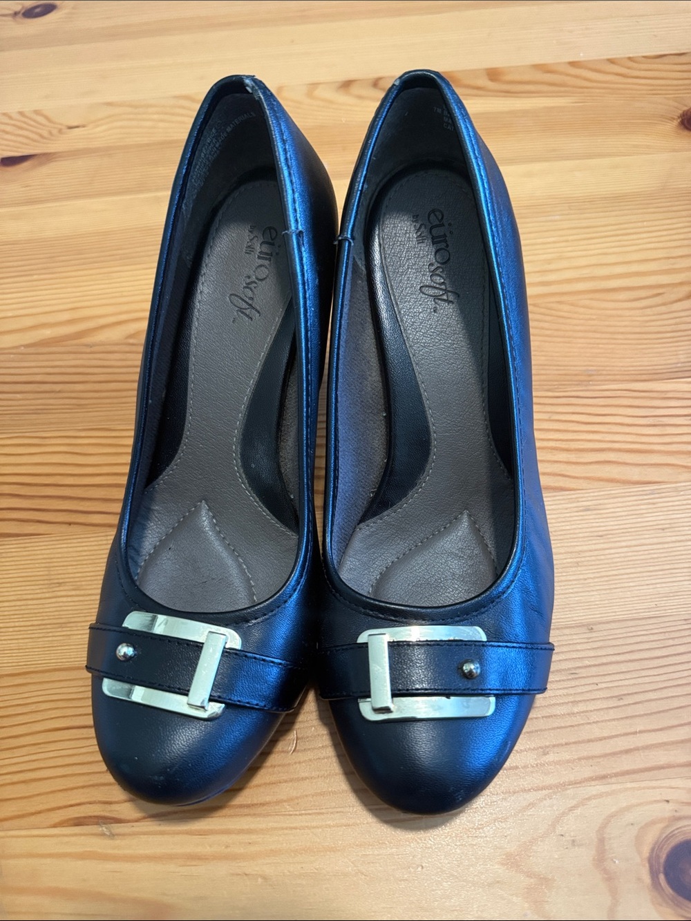 Eurosoft  Black Ballet Flats with Decorative Buckle